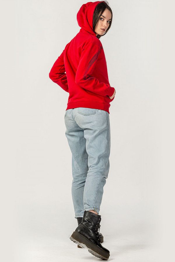 Красная женская толстовка Пушпа