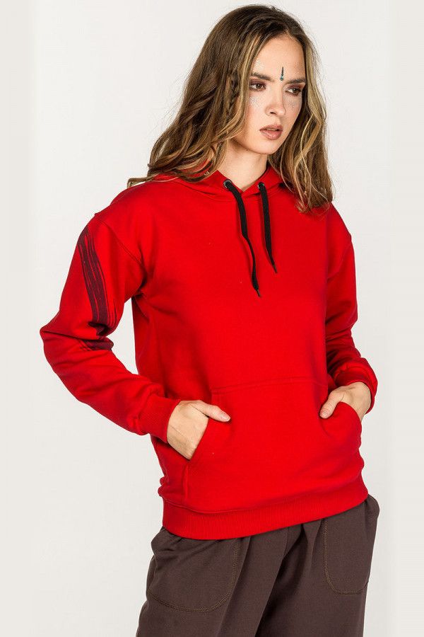 Красная толстовка Гесперидий