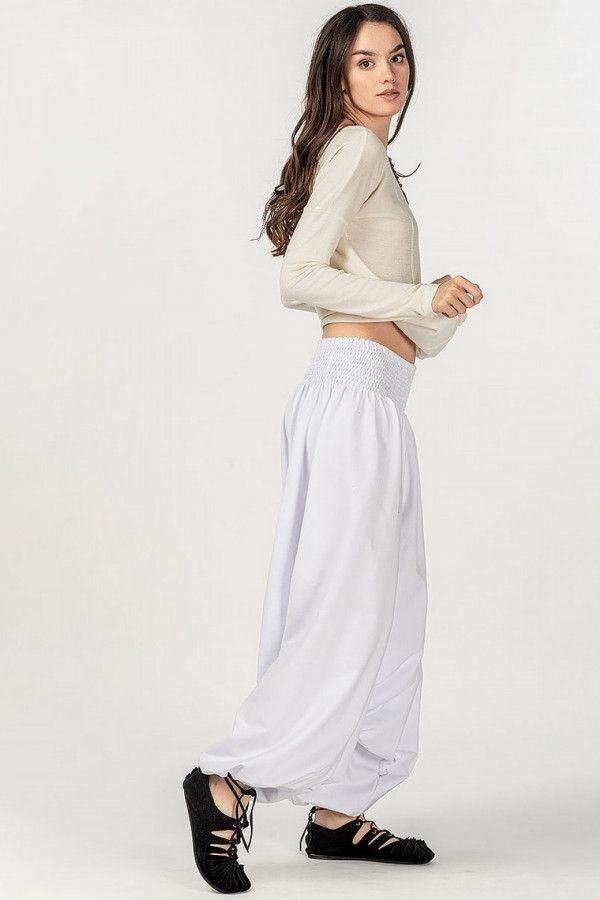 Белые демисезонные шаровары Ятрофа
