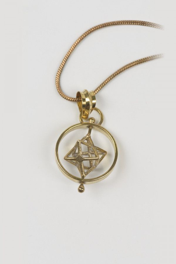 Кулон на шею Медея