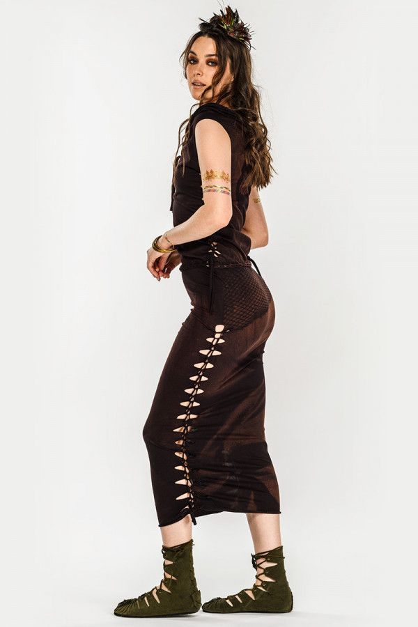 Коричневое платье Бейрут