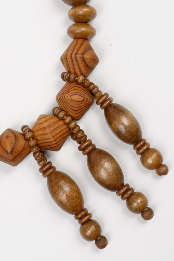 Деревянные бусы 568