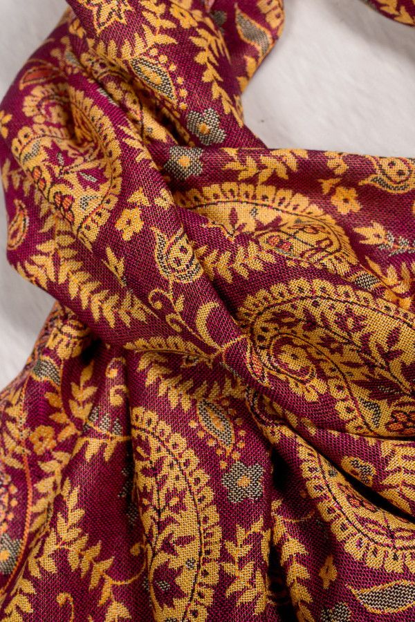 Шарф с орнаментом Триссур