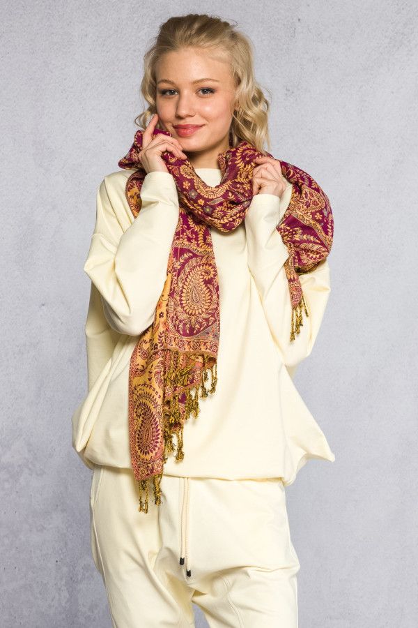 Шарф с орнаментом Триссур