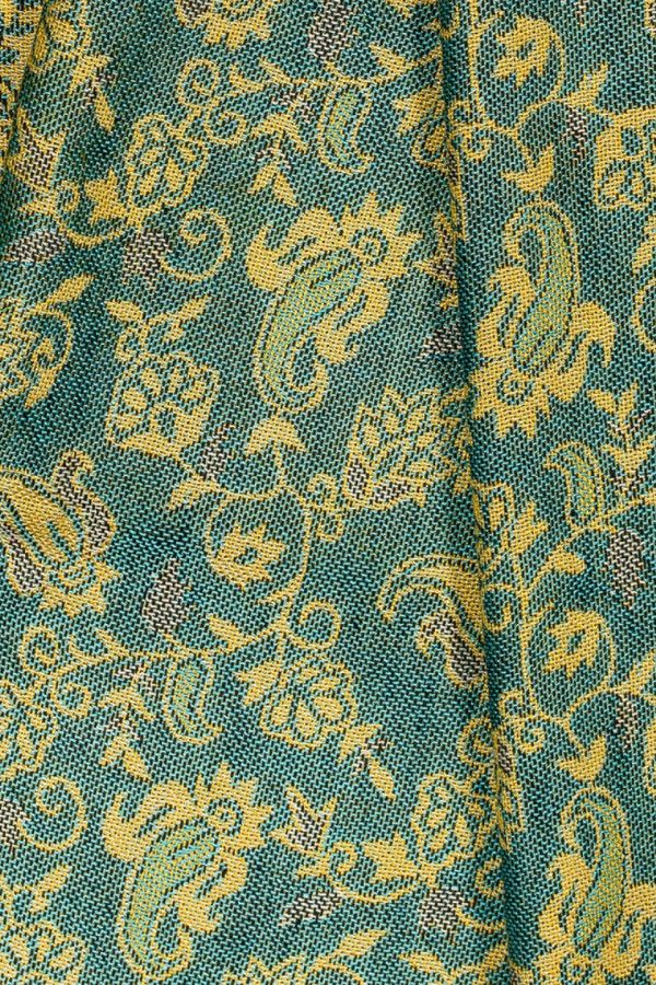 Весенний шарф Бхимтал