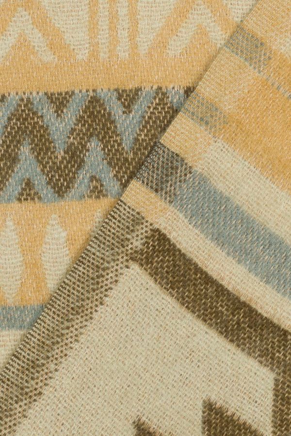 Теплый изысканный Палантин Майоран