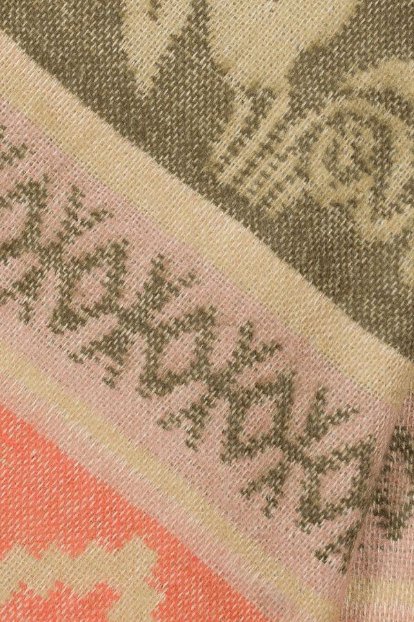 Теплый шарф Ажурные цветы