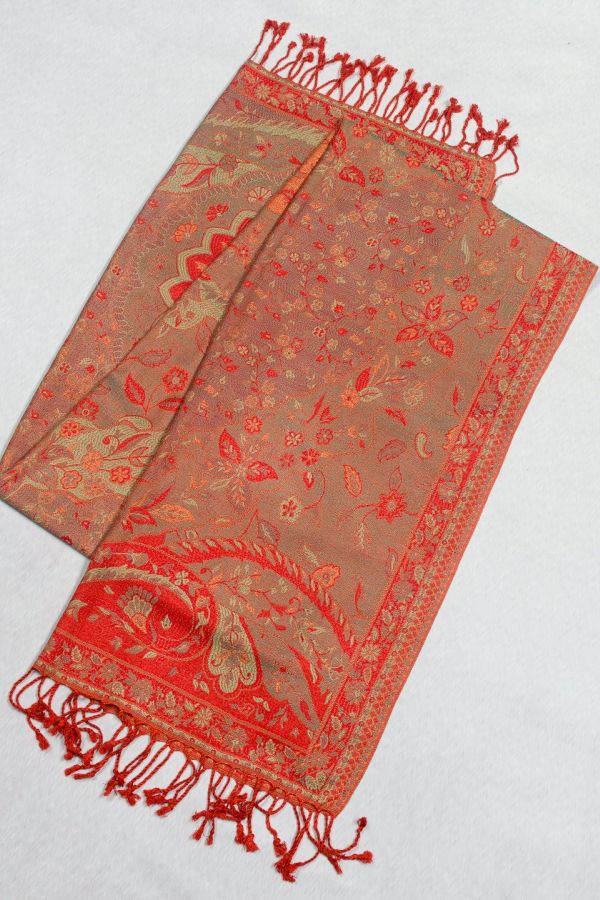 Лёгкий кашемировый платок с этническим онаментом