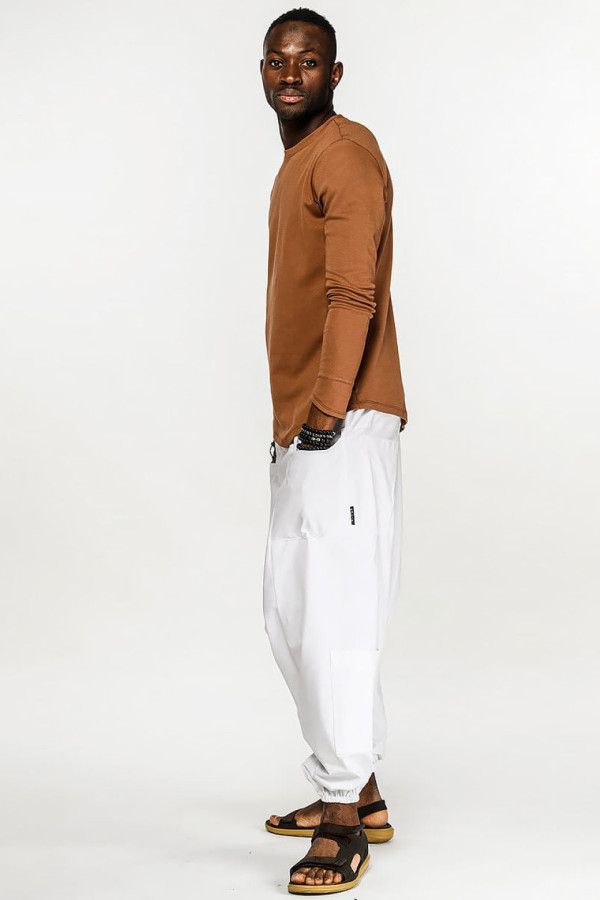 Белые шаровары Кумбха