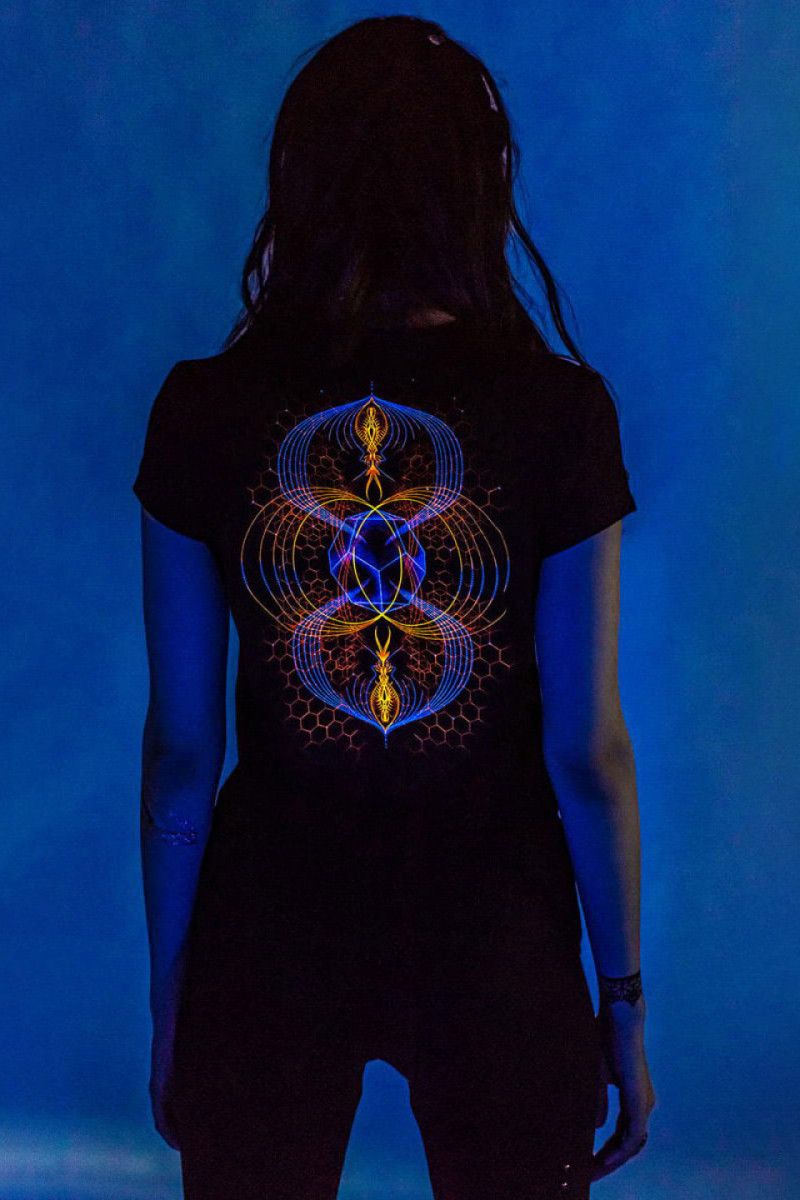 Женская авторская футболка Brahma