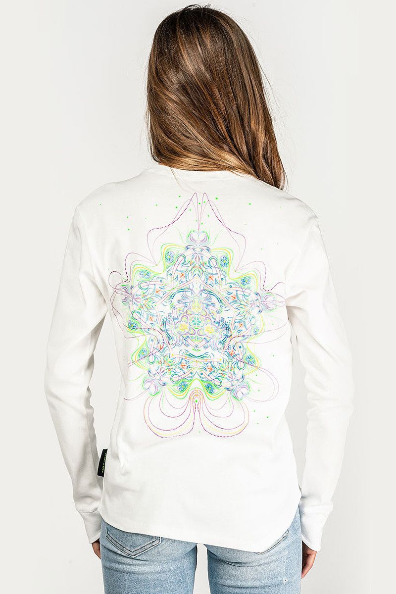 Белая женская кофта Yantra