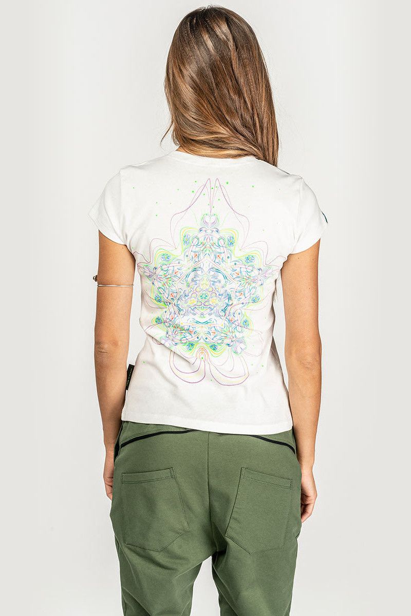 Женская футболка Yantra