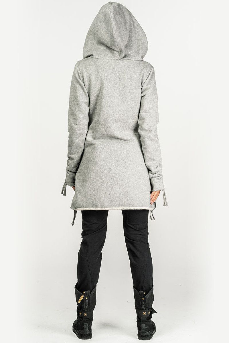 Теплая кофта с карманами