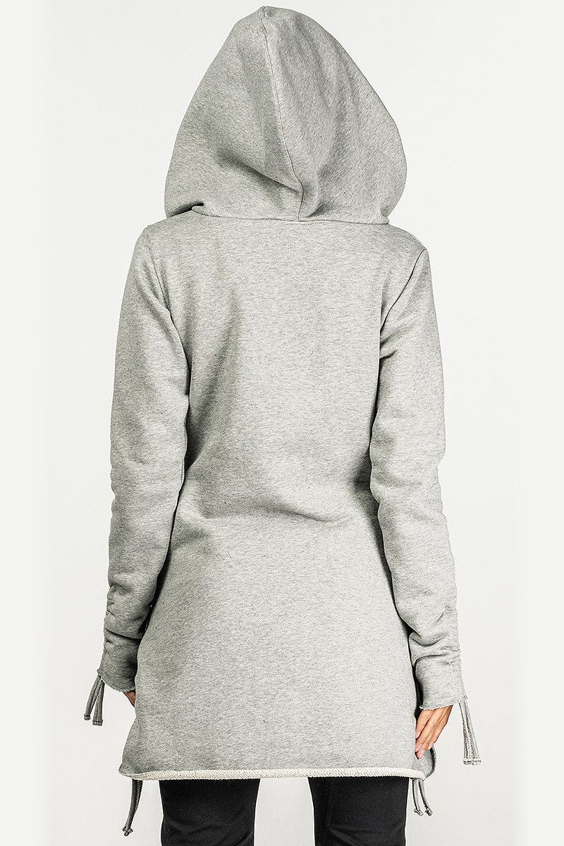 Теплая кофта с карманами