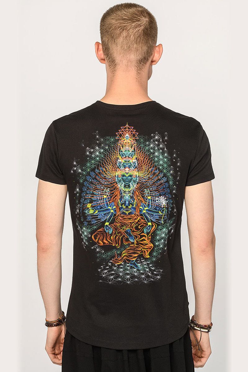 Авторская мужская футболка с принтом «AvalokiteShvara»