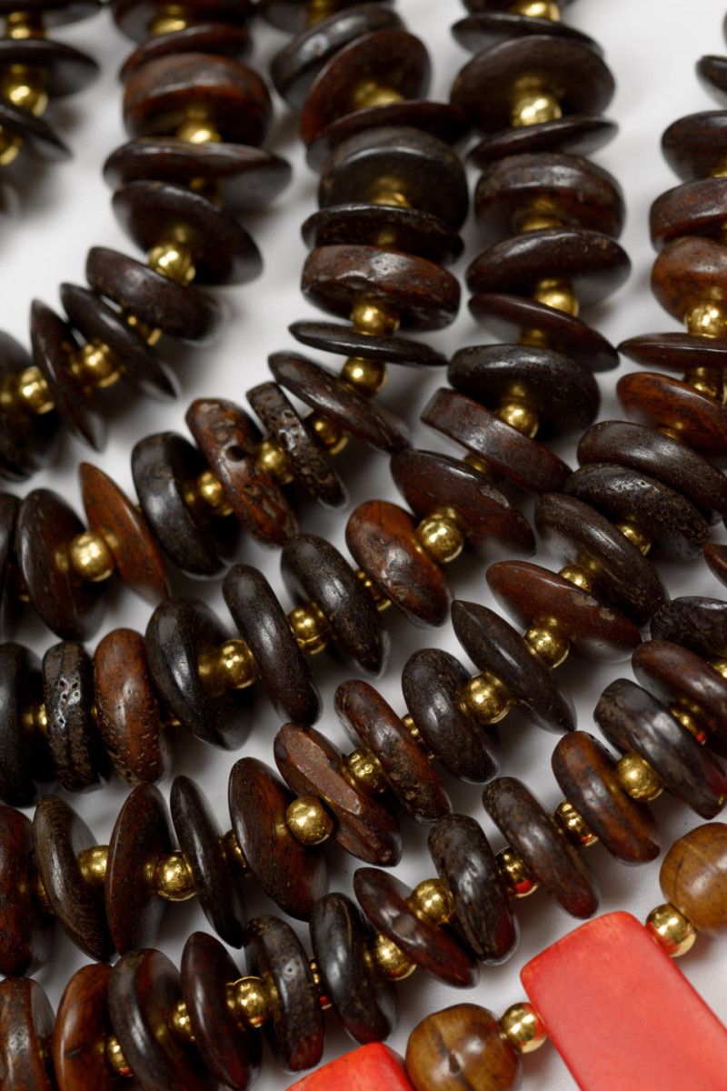 Украшение на шею, дерево 3466