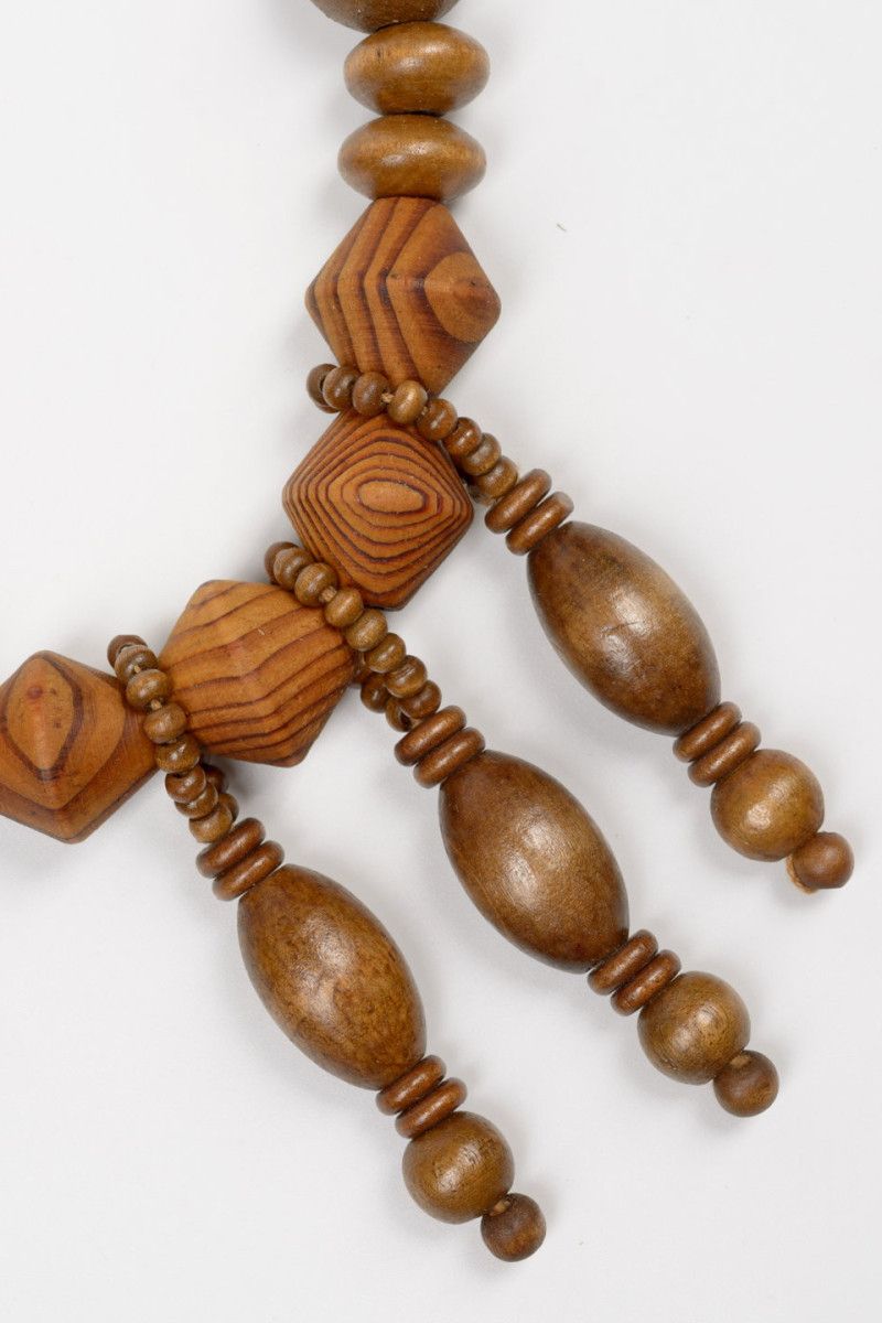 Деревянные бусы 568