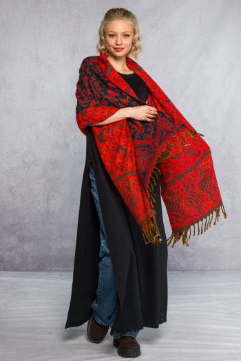 Теплый палантин Нирвикальпа