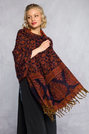 Теплый женский палантин Ханты